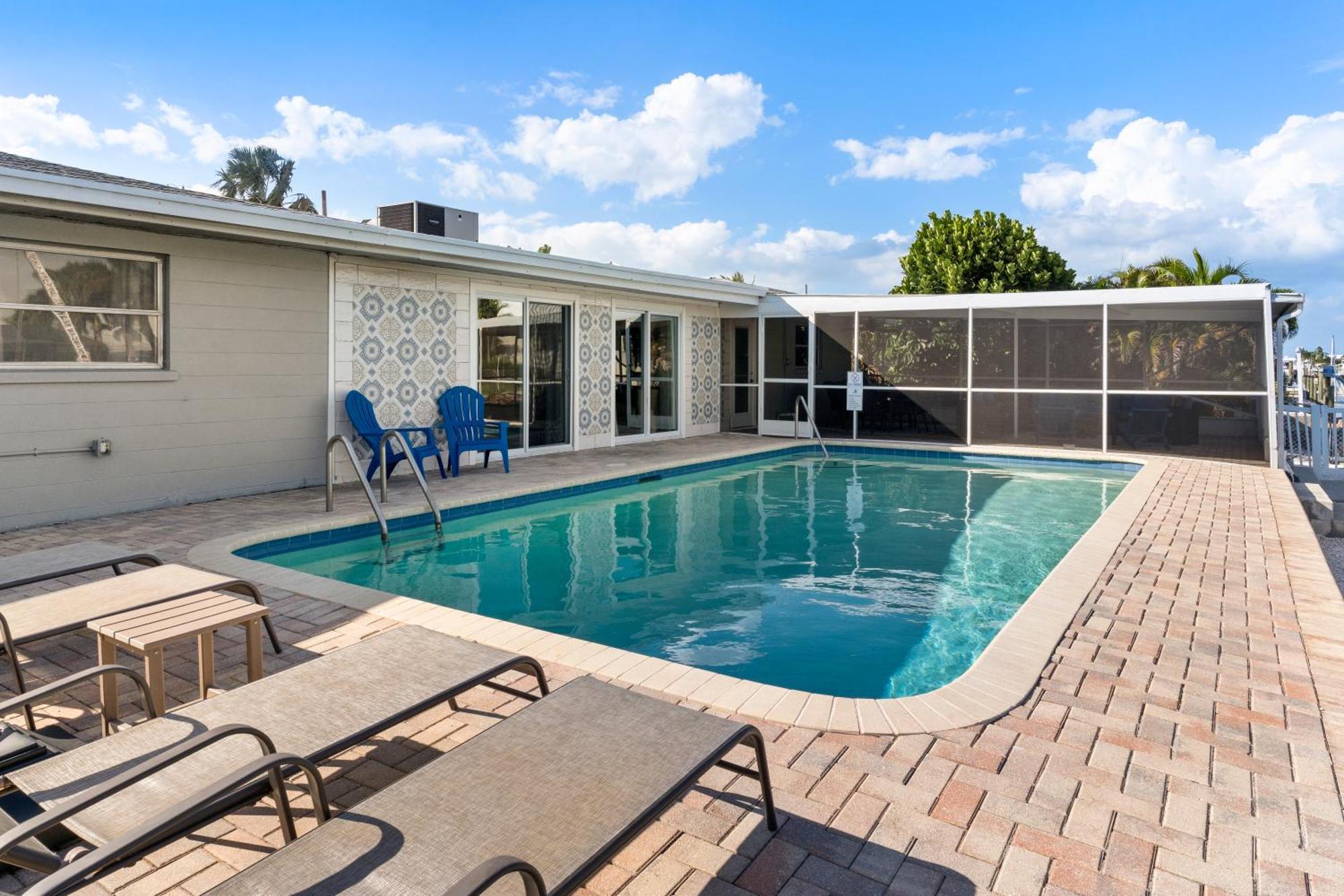 Casa Di Amici - Canal & Pool Home Close To Ami! 브레던톤 외부 사진
